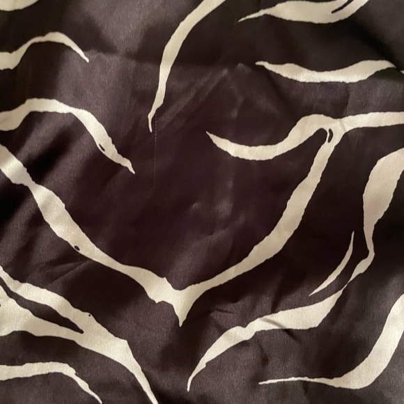 Zara Zebra Print Crop Top - Picture 4 of 4